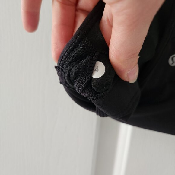 Lululemon Black Zipper Zip Up Racerback Sports Bra - Size 4 - Picture 2 of 4
